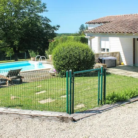 3 Bedroom Awesome In Atur Tatil Evi Boulazac Isle Manoire
